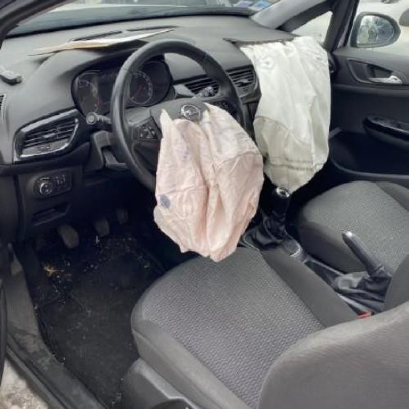 Pare boue arriere droit OPEL CORSA E Photo n°11