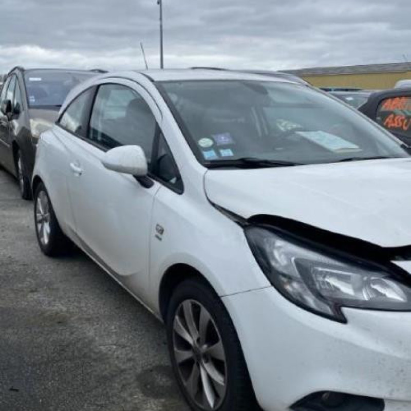 Pare boue arriere droit OPEL CORSA E Photo n°12
