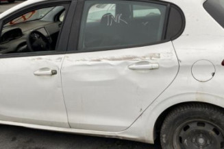 Anti brouillard droit (feux) PEUGEOT 208 1