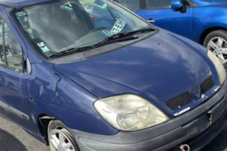Vitre avant droit RENAULT SCENIC 1