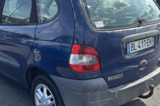 Vitre avant droit RENAULT SCENIC 1