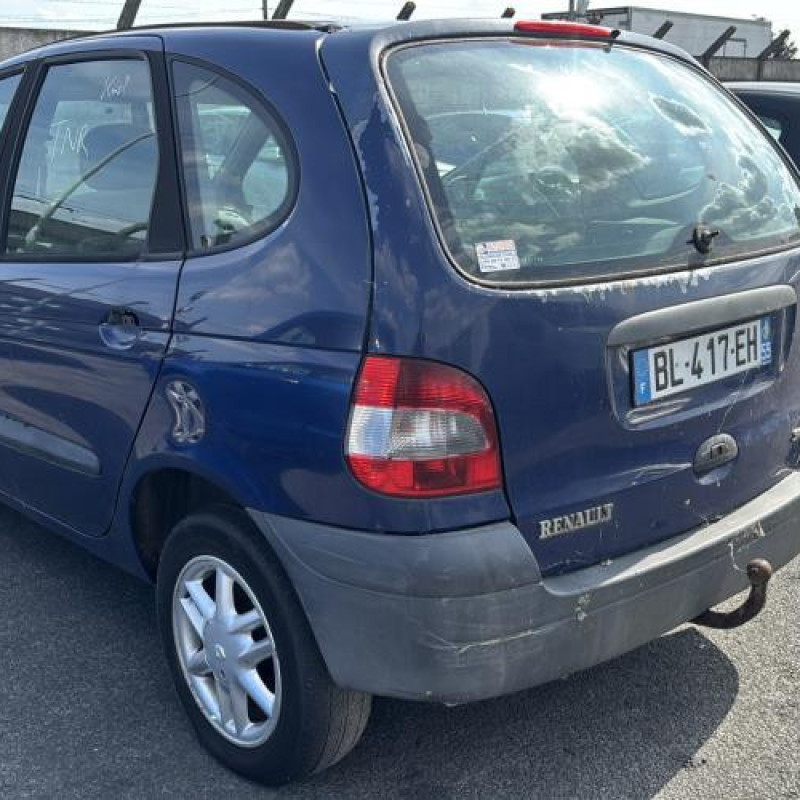 Vitre avant droit RENAULT SCENIC 1 Photo n°9