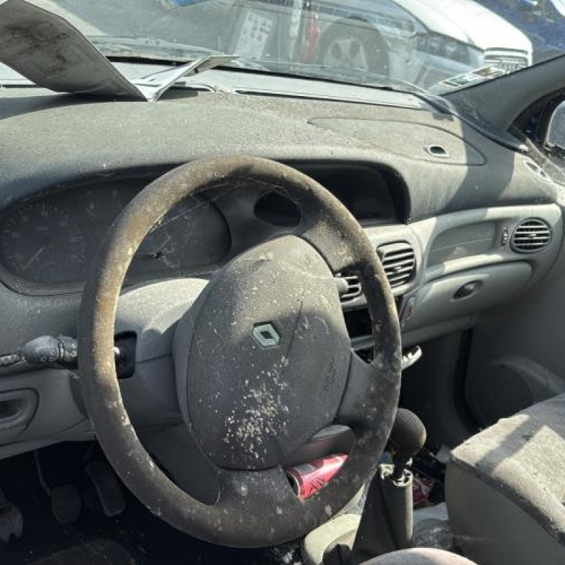 Vitre avant droit RENAULT SCENIC 1 Photo n°17