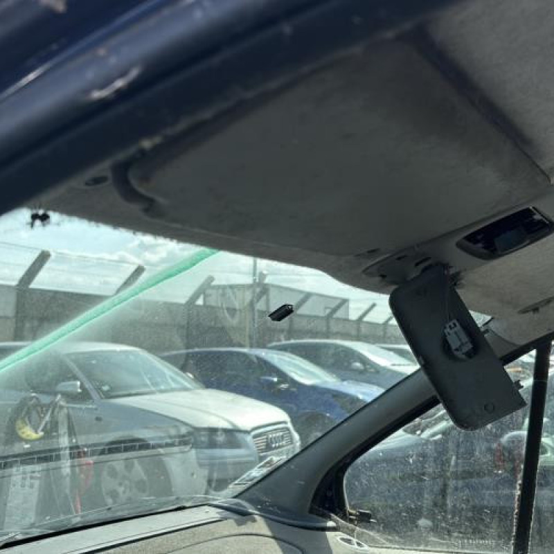 Vitre avant droit RENAULT SCENIC 1 Photo n°18
