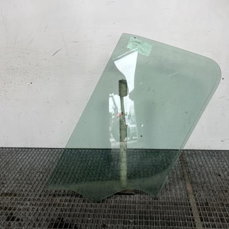 Vitre avant droit RENAULT MASTER 3 Photo n°4