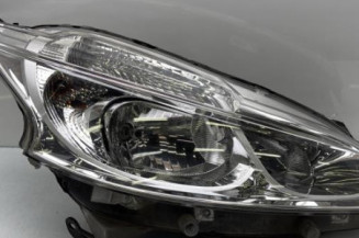 Optique avant principal droit (feux)(phare) PEUGEOT 208 1 Photo n°1