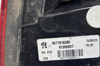 Feu arriere secondaire droit (feux) PEUGEOT 308 2