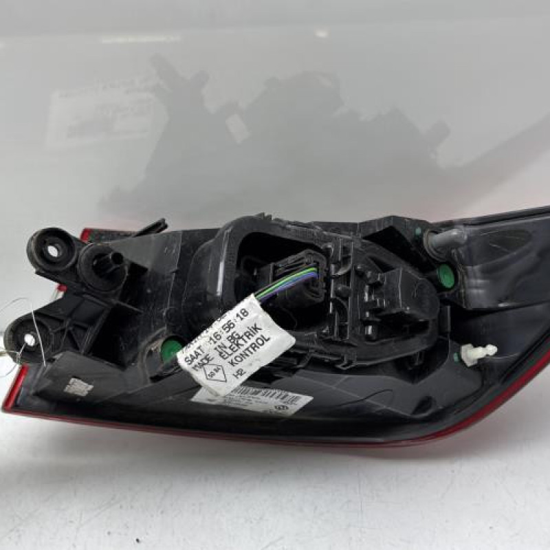 Feu arriere principal gauche (feux) RENAULT CLIO 4 Photo n°3