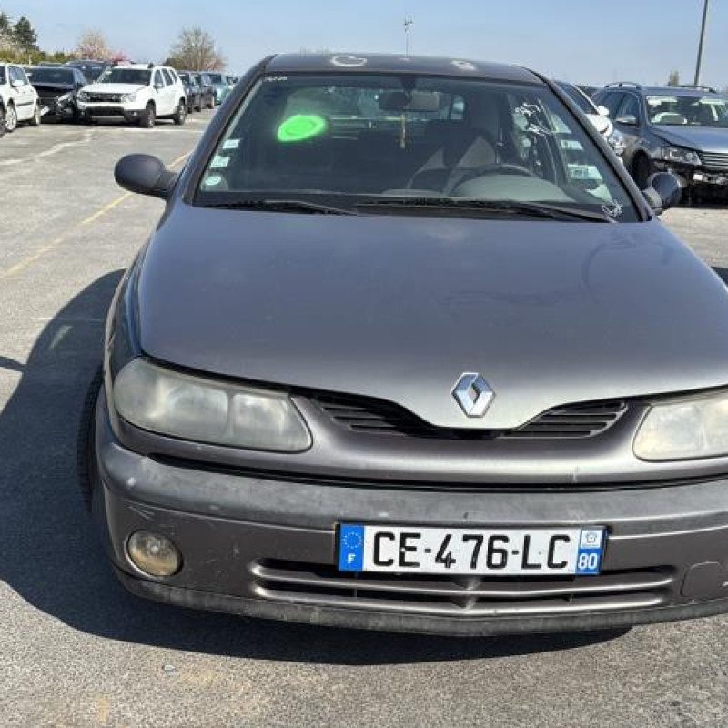 Feu arriere principal gauche (feux) RENAULT LAGUNA 1 Photo n°11