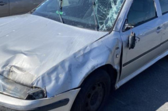 Feu arriere principal gauche (feux) SKODA OCTAVIA 1