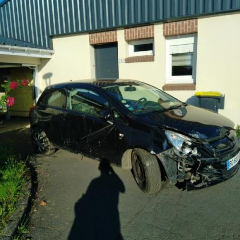 Moteur OPEL CORSA D Photo n°5