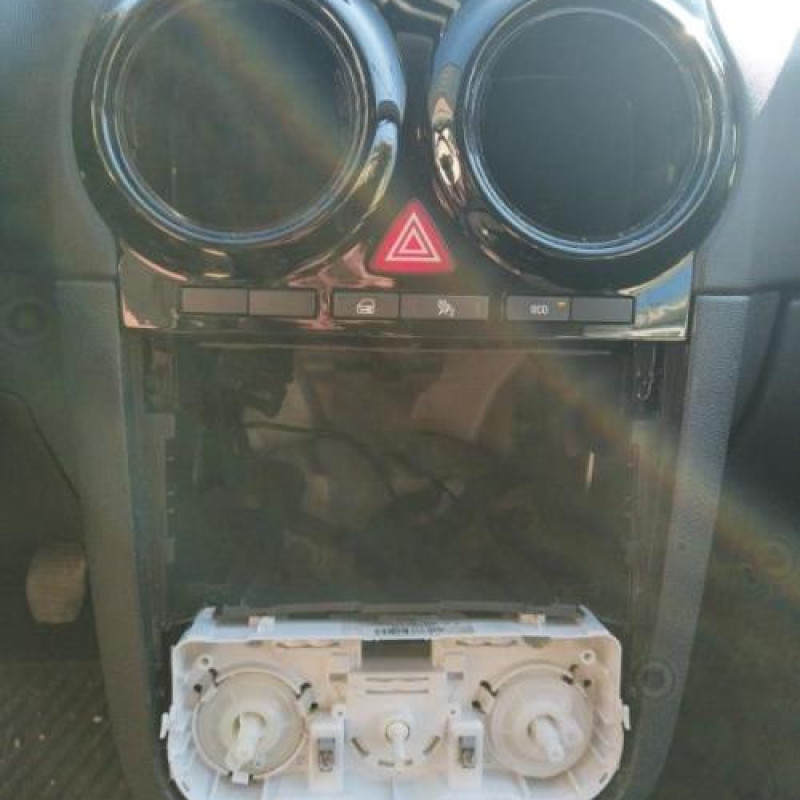 Moteur OPEL CORSA D Photo n°6