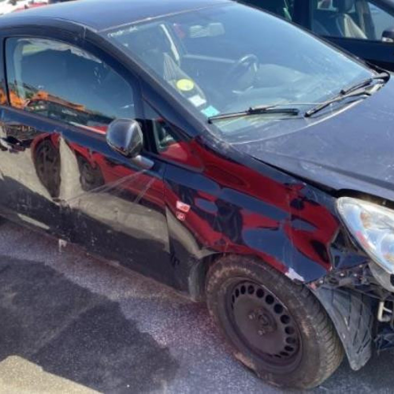 Moteur OPEL CORSA D Photo n°20