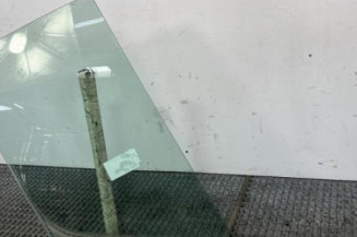 Vitre avant droit RENAULT MASTER 3