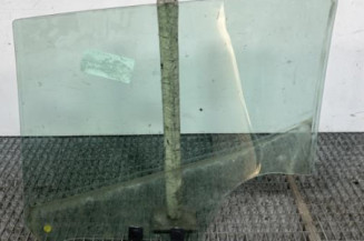 Vitre arriere droit RENAULT CLIO 4