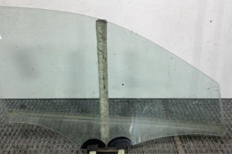 Vitre avant gauche HYUNDAI I 20 2