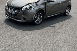 PEUGEOT 208 1 PHASE 1 1.4 HDI - 8V TURBO Photo n°1