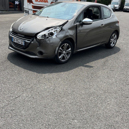 PEUGEOT 208 1 PHASE 1 1.4 HDI - 8V TURBO Photo n°1