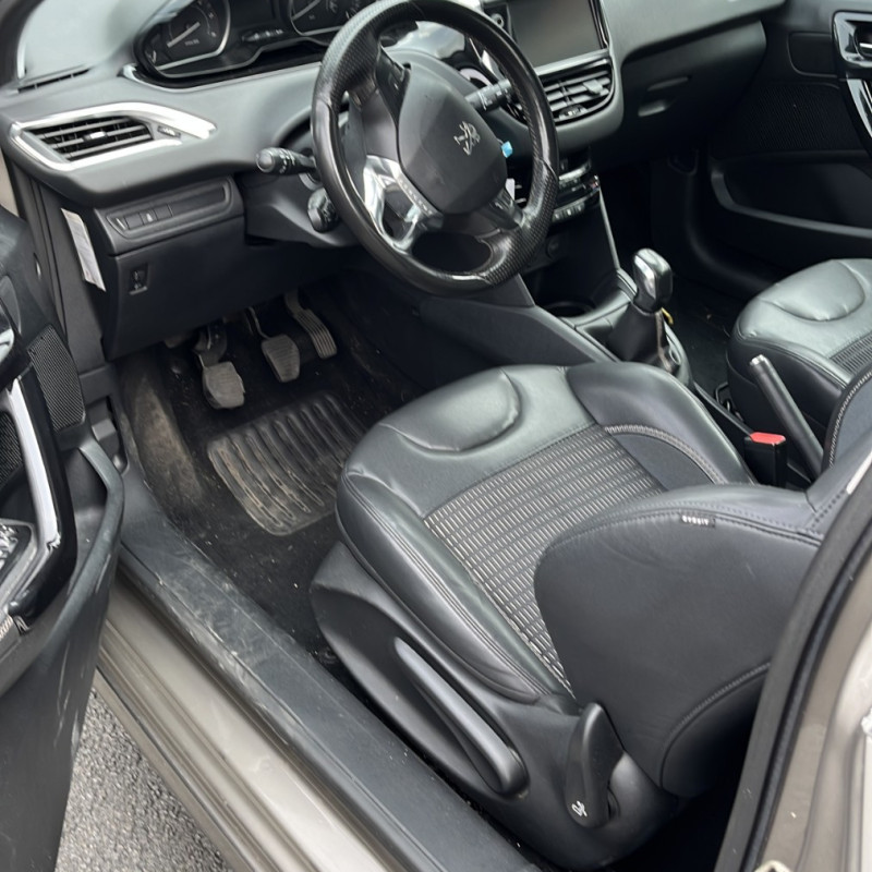 PEUGEOT 208 1 PHASE 1 1.4 HDI - 8V TURBO Photo n°7