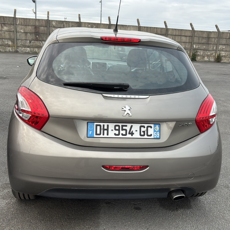 PEUGEOT 208 1 PHASE 1 1.4 HDI - 8V TURBO Photo n°18