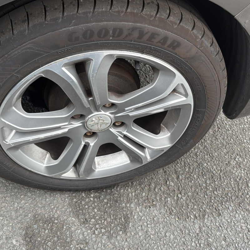 PEUGEOT 208 1 PHASE 1 1.4 HDI - 8V TURBO Photo n°32