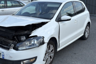 VOLKSWAGEN POLO 5 PHASE 1 1.6 TDI - 16V TURBO Photo n°1
