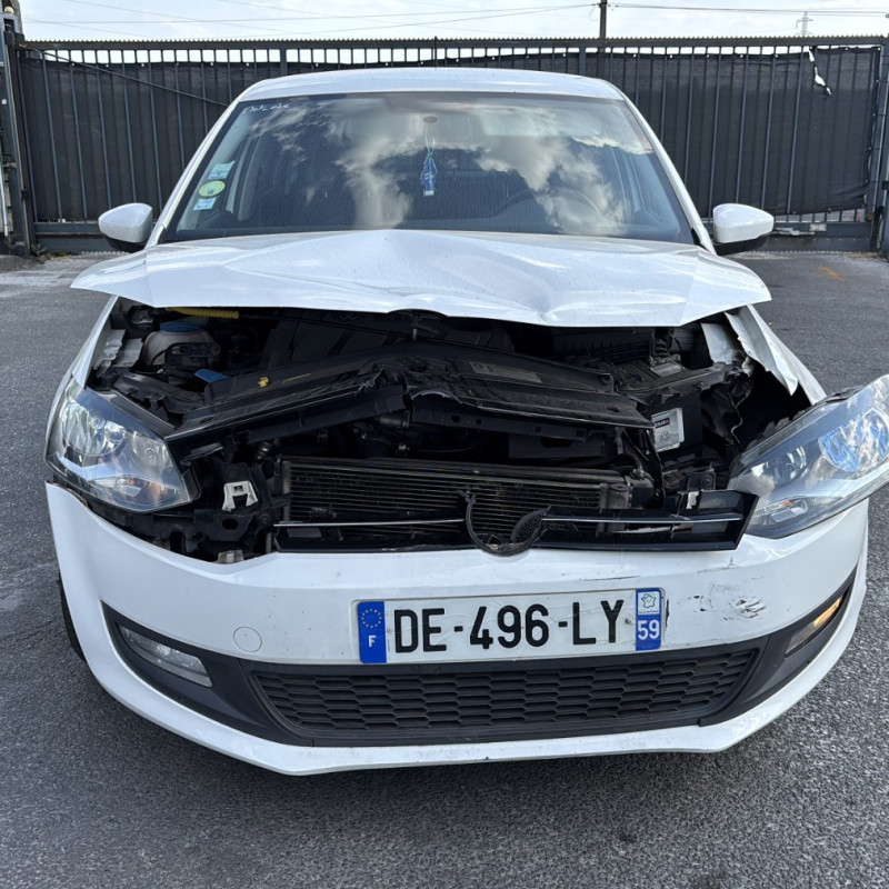 VOLKSWAGEN POLO 5 PHASE 1 1.6 TDI - 16V TURBO Photo n°8