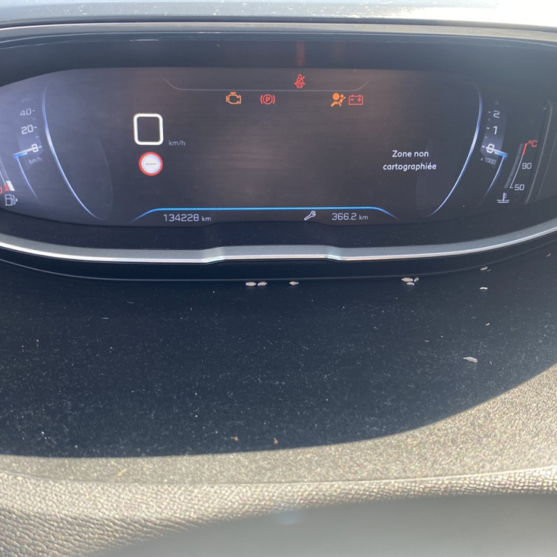 PEUGEOT 5008 2 PHASE 1 1.5 BLUE HDI - 16V TURBO Photo n°31