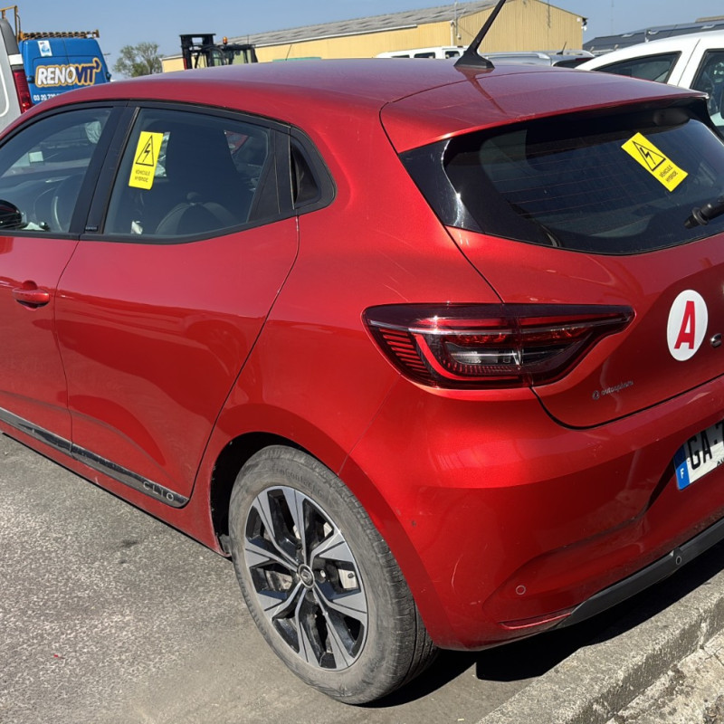 RENAULT CLIO 5 1.6i - 16V SCE 145 HYBRID E-TECH 145 Photo n°14