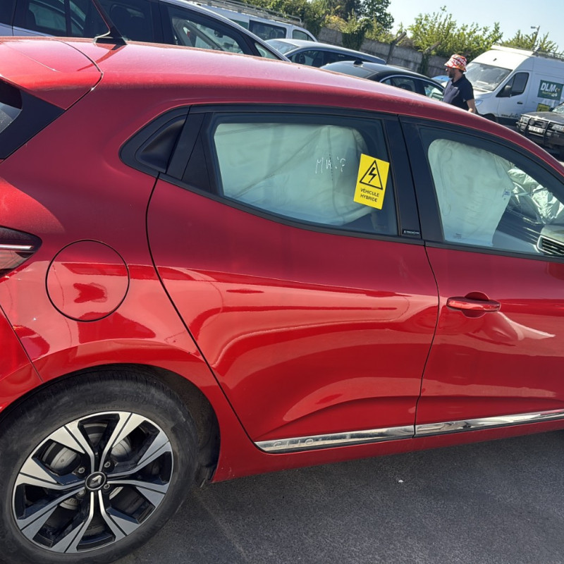 RENAULT CLIO 5 1.6i - 16V SCE 145 HYBRID E-TECH 145 Photo n°17