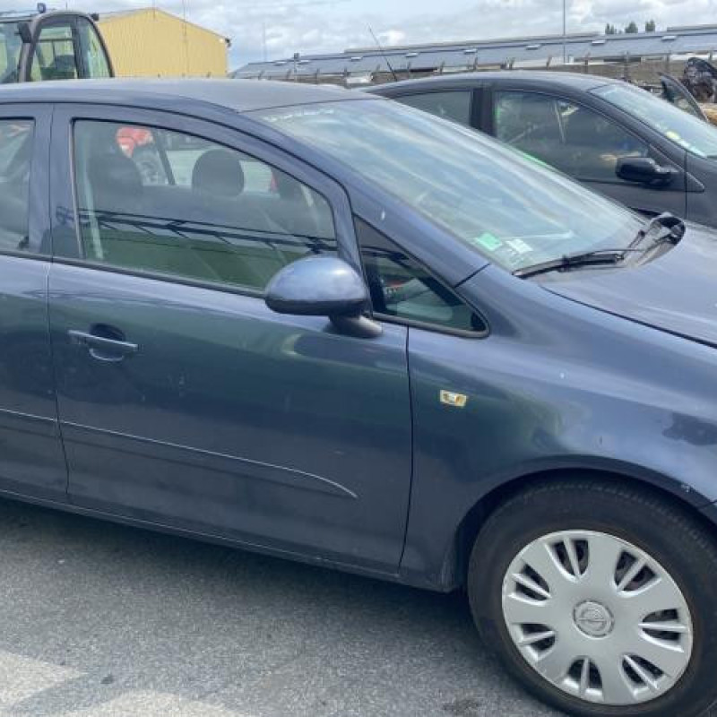 Malle/Hayon arriere OPEL CORSA D Photo n°18