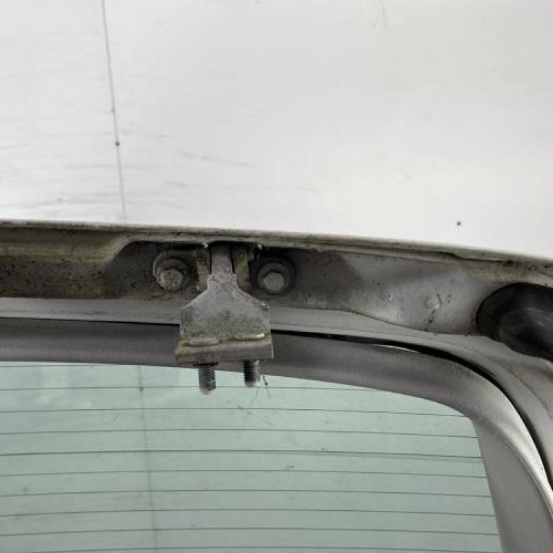 Malle/Hayon arriere FORD GALAXY 1 Photo n°9