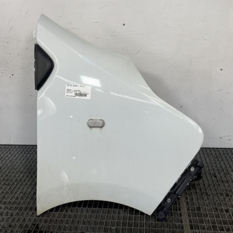 Aile avant droit RENAULT TRAFIC 3 COURT Photo n°1