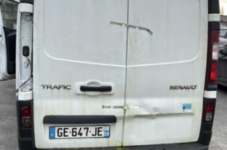 Aile avant droit RENAULT TRAFIC 3 COURT