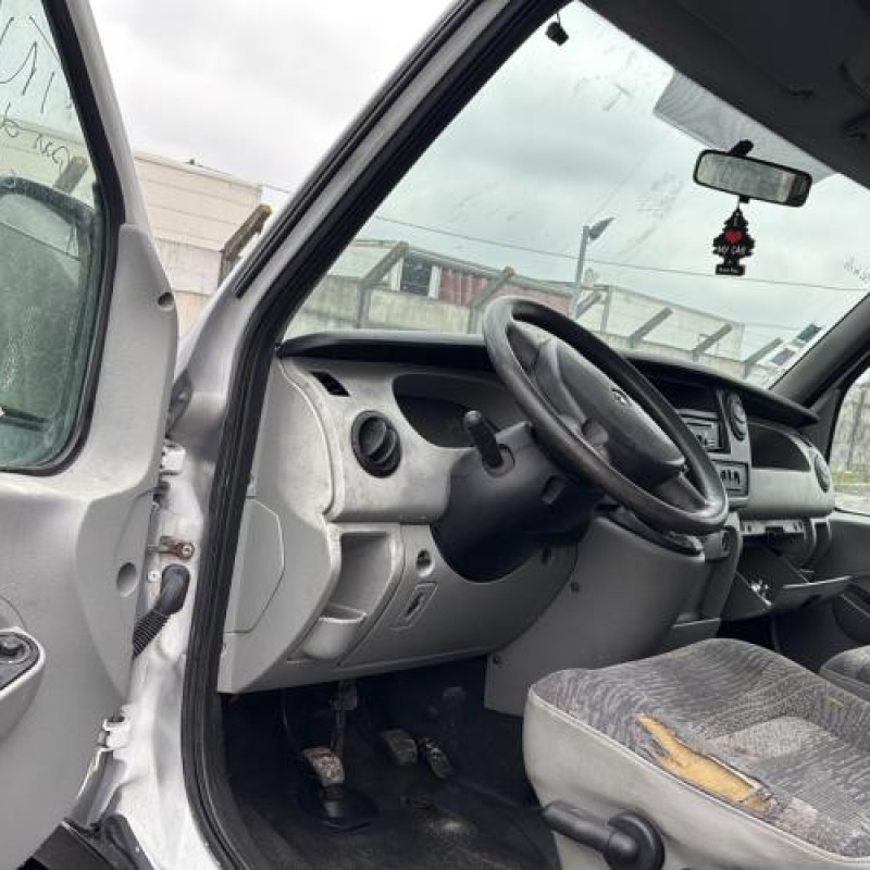 Calandre RENAULT MASTER 2 Photo n°15
