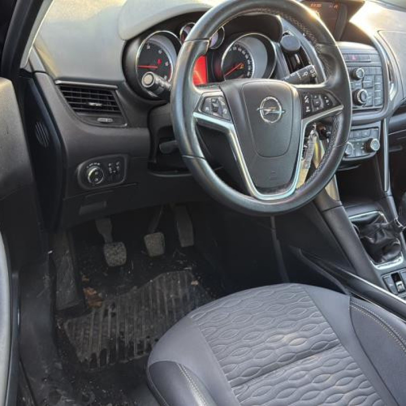 Neiman OPEL ZAFIRA TOURER C Photo n°20