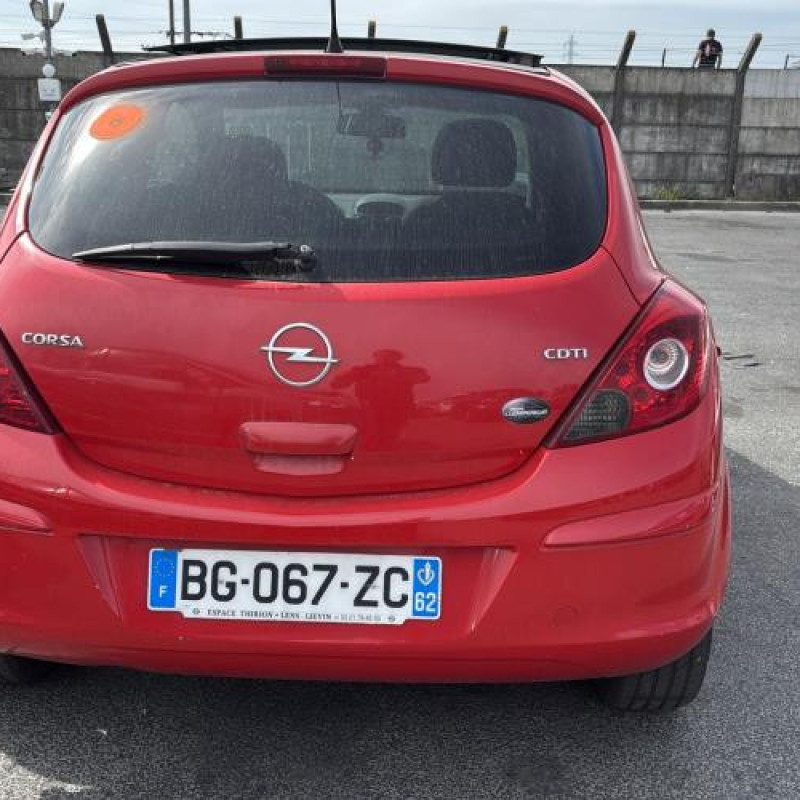 Aile avant gauche OPEL CORSA D Photo n°9