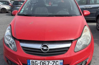Aile avant gauche OPEL CORSA D