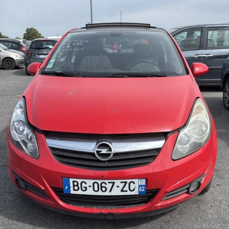Aile avant gauche OPEL CORSA D Photo n°12