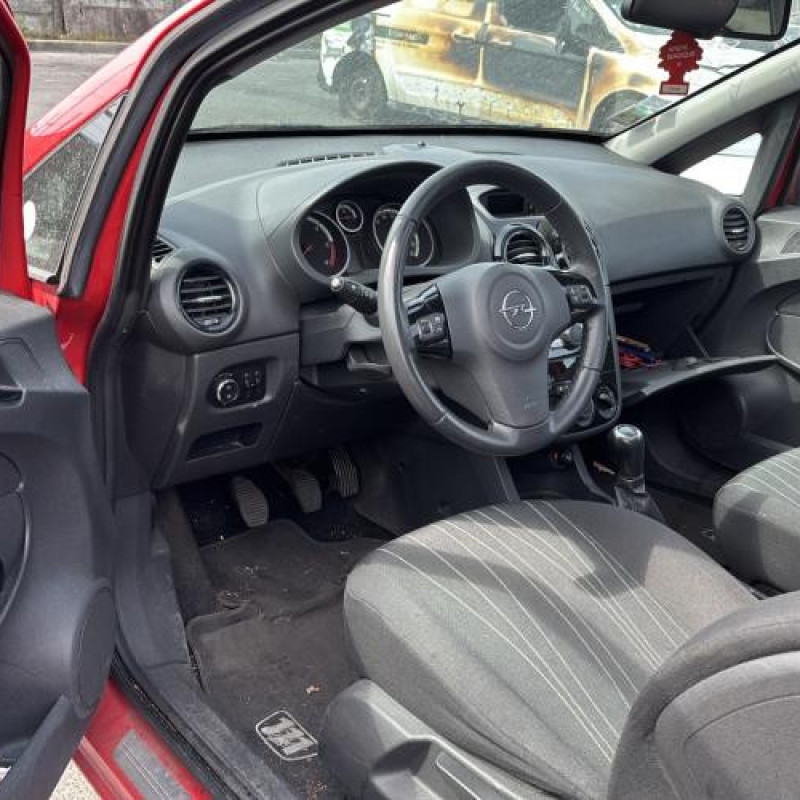 Aile avant gauche OPEL CORSA D Photo n°13