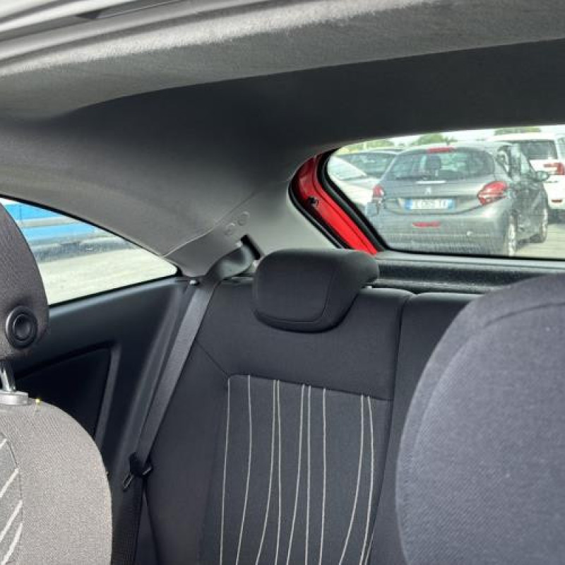 Aile avant gauche OPEL CORSA D Photo n°16
