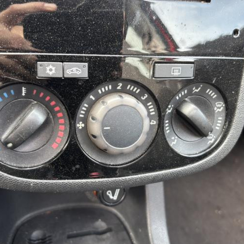 Aile avant gauche OPEL CORSA D Photo n°19