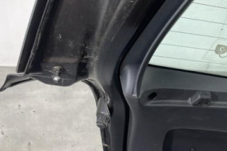 Malle/Hayon arriere RENAULT CLIO 3