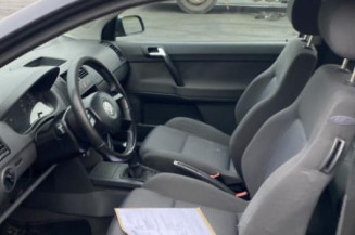 Pare choc avant VOLKSWAGEN POLO 4