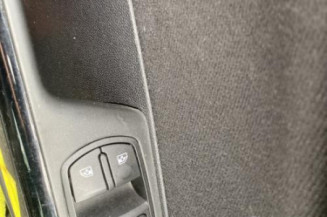 Custode arriere gauche (porte) OPEL CORSA D