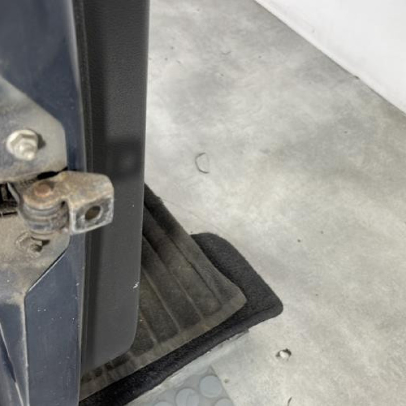 Porte arriere droit OPEL CORSA D Photo n°5