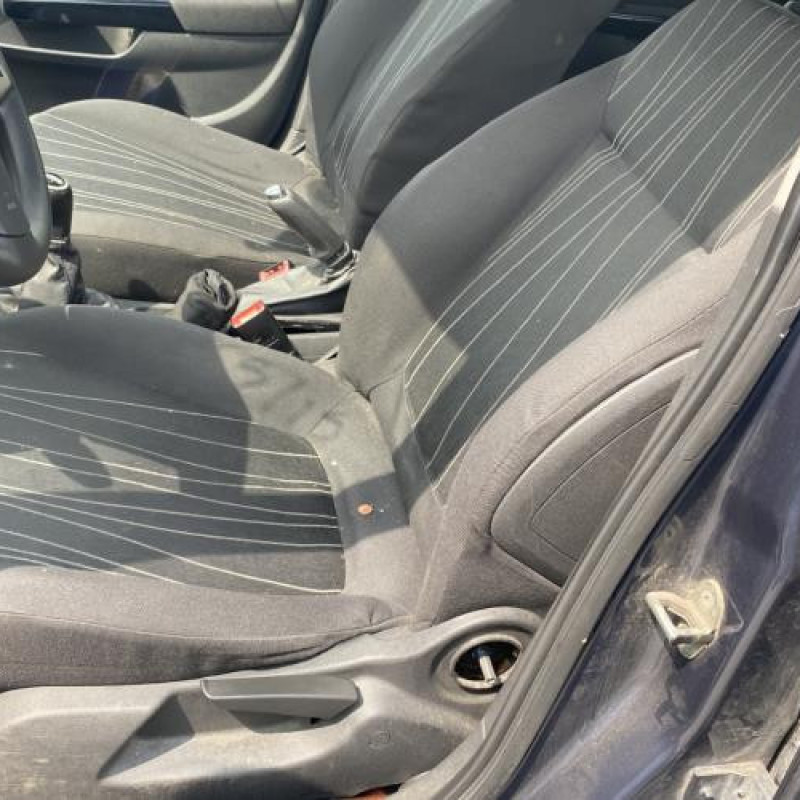 Porte arriere droit OPEL CORSA D Photo n°18