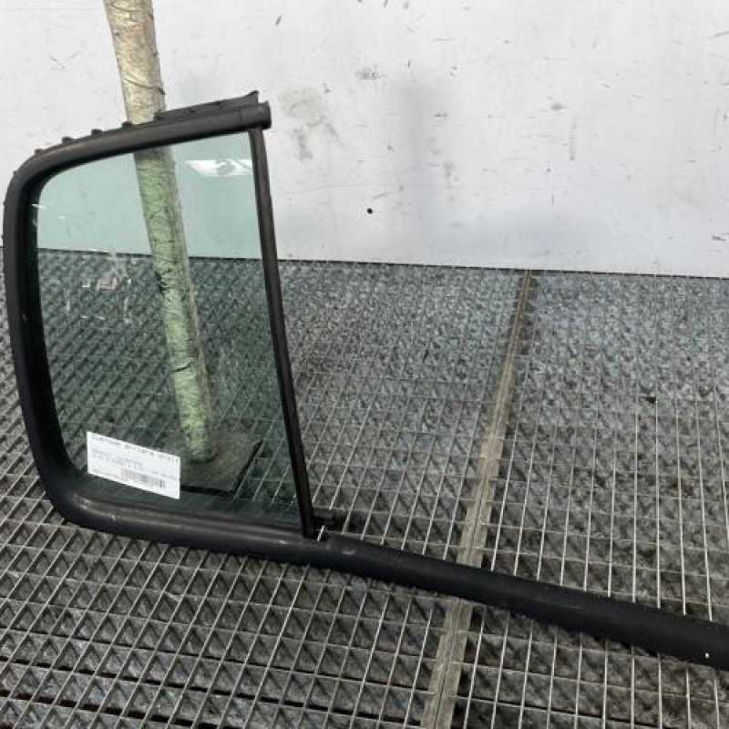 Custode arriere droit (porte) RENAULT CLIO 2 Photo n°3