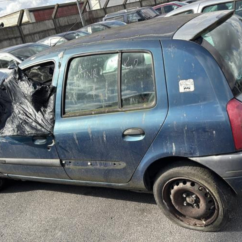 Custode arriere droit (porte) RENAULT CLIO 2 Photo n°10