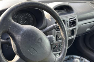 Custode arriere gauche (porte) RENAULT CLIO 2
